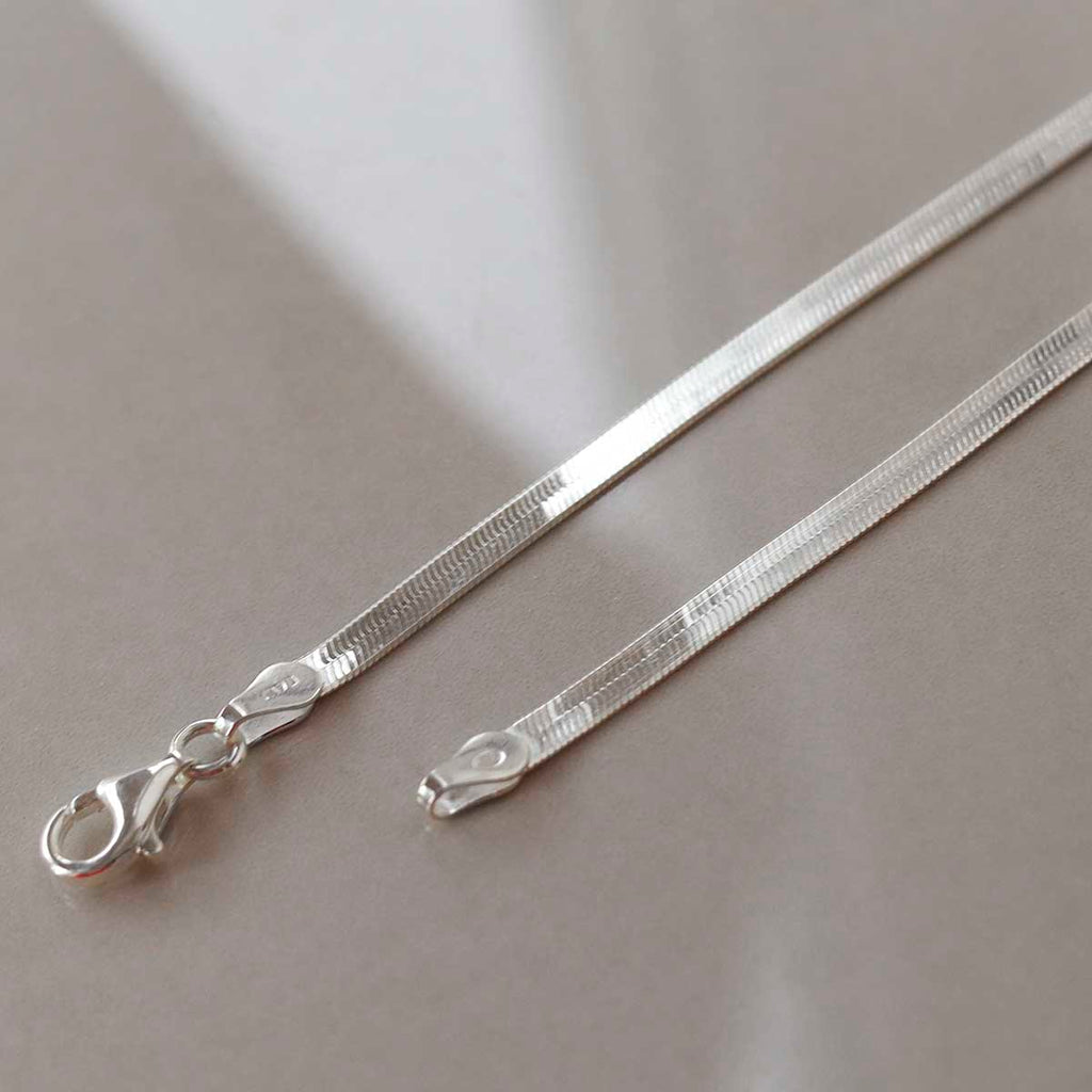 Silver Herringbone Chain, Herringbone Necklace, Minimal Chain for Men, Stainless Steel Chain, Everyday Chain, Men's Silver Necklace, Gen Z Jewellery, Minimal Jewellery for Men, Layering Chain.